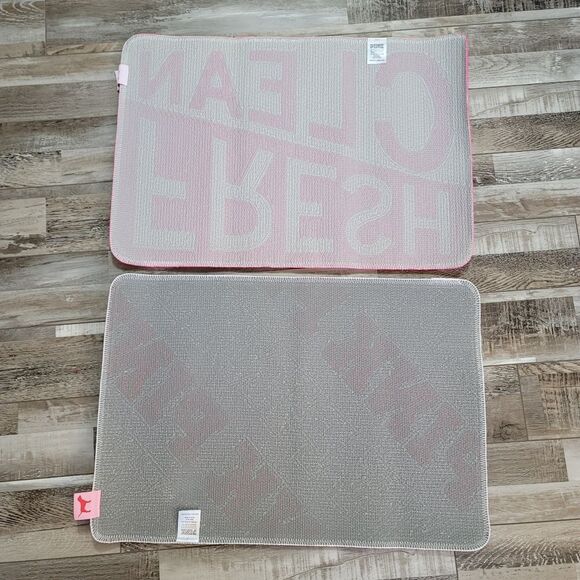 New Victoria's Secret PINK Bath Mats - Pink and Clean Fresh - Picture 3 of 3